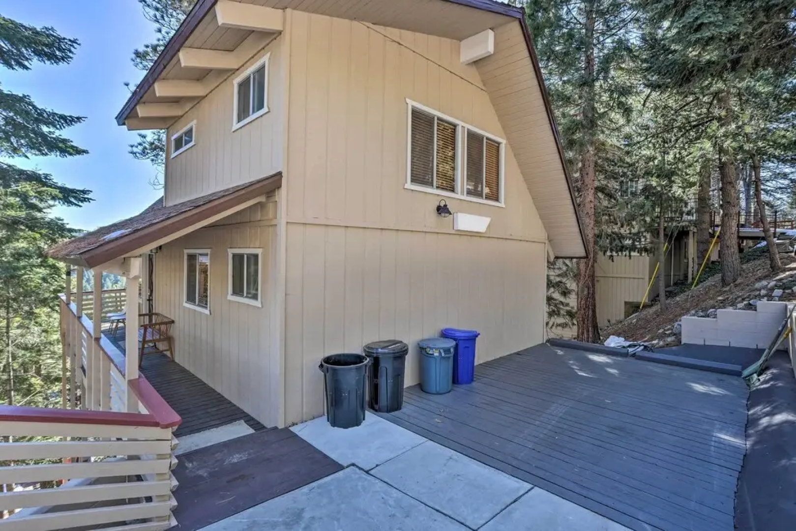 Quaint Cabin Retreat ~ 4 Mi to Arrowhead Lake