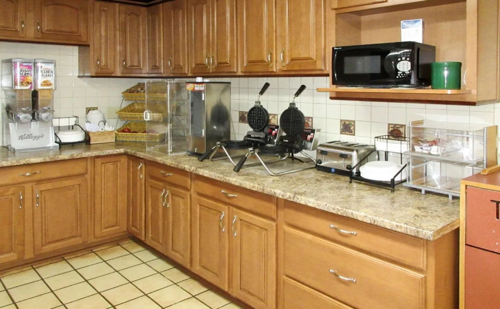 Quality Inn & Suites Fayetteville I-95