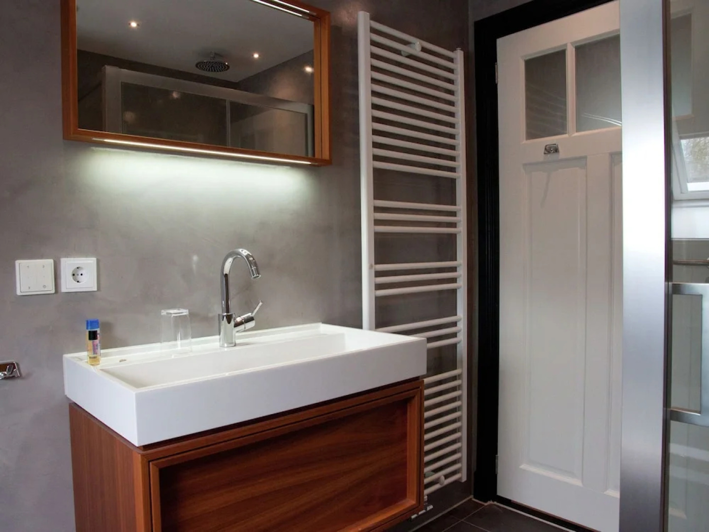 Detached Holiday Home Within Walking Distance of the Ijsselmeer & Rijsterbos