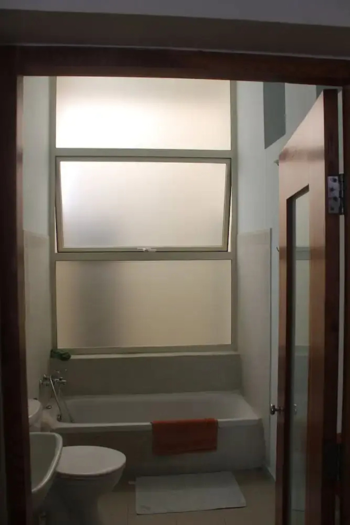 Stylish, Modern, Central Apartment in St Julians, Malta - Sleep 4