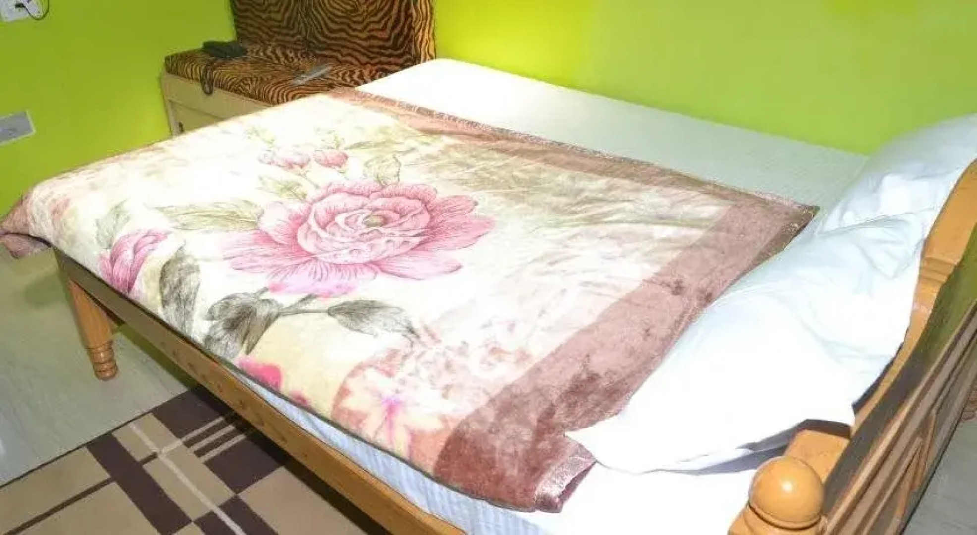 Hotel Sukh Sagar Inn