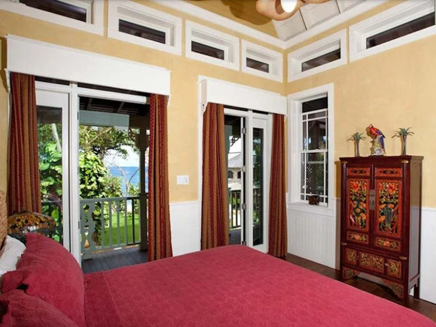Hermosa Cove Villa Resort and Suites