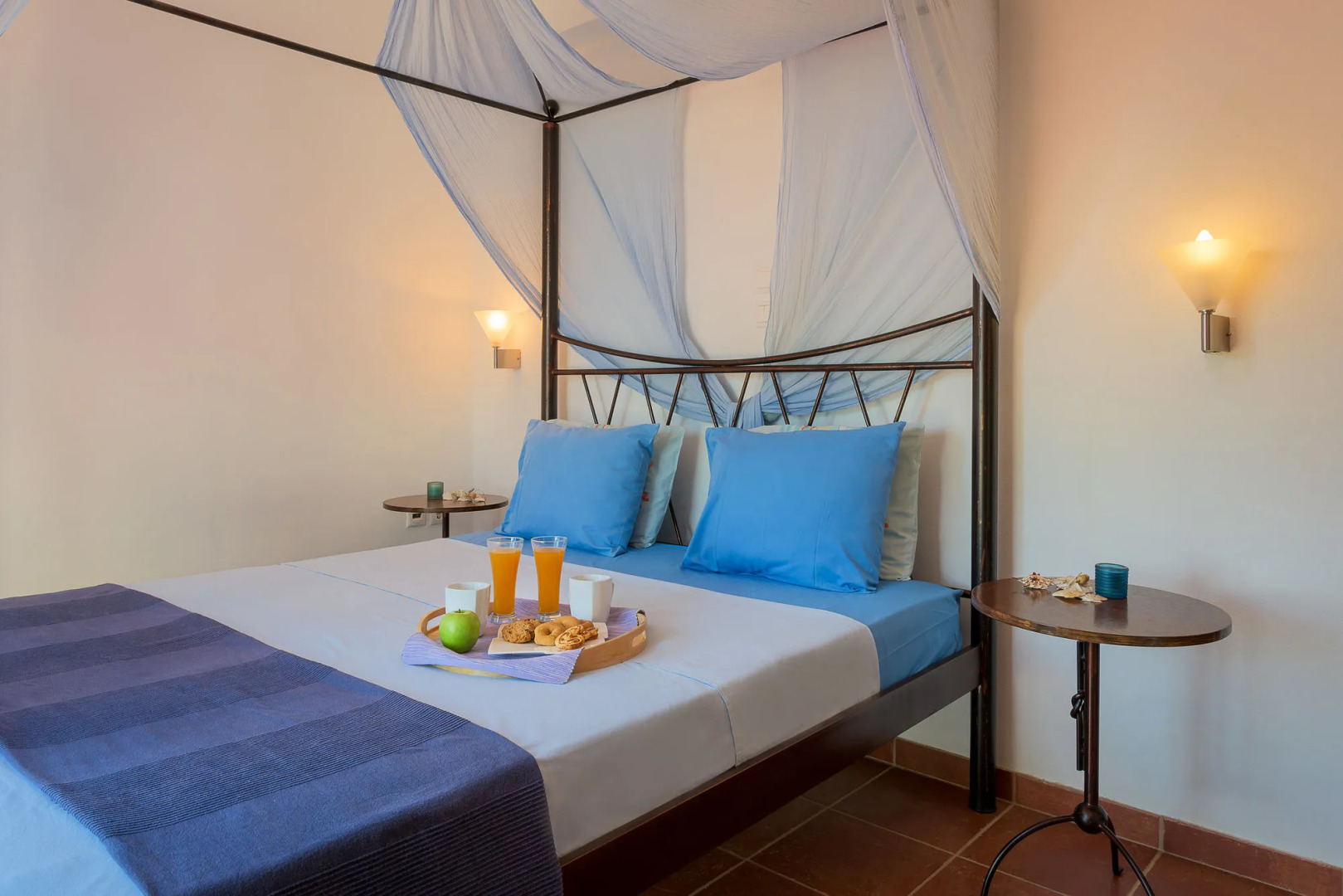 Cristelia Luxury Sea Front & Pool Villa