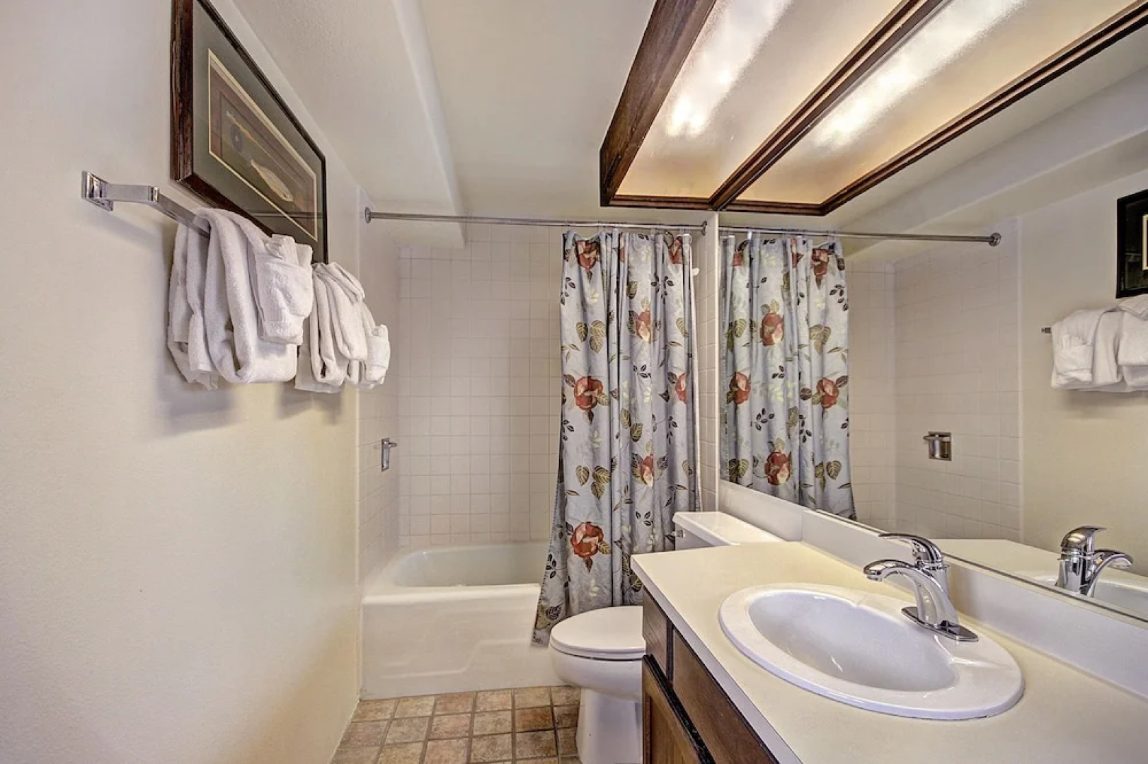 Warm 1br Slopeside Escape - Steps To Main St + Winter Fun! 1 Bedroom Condo by RedAwning