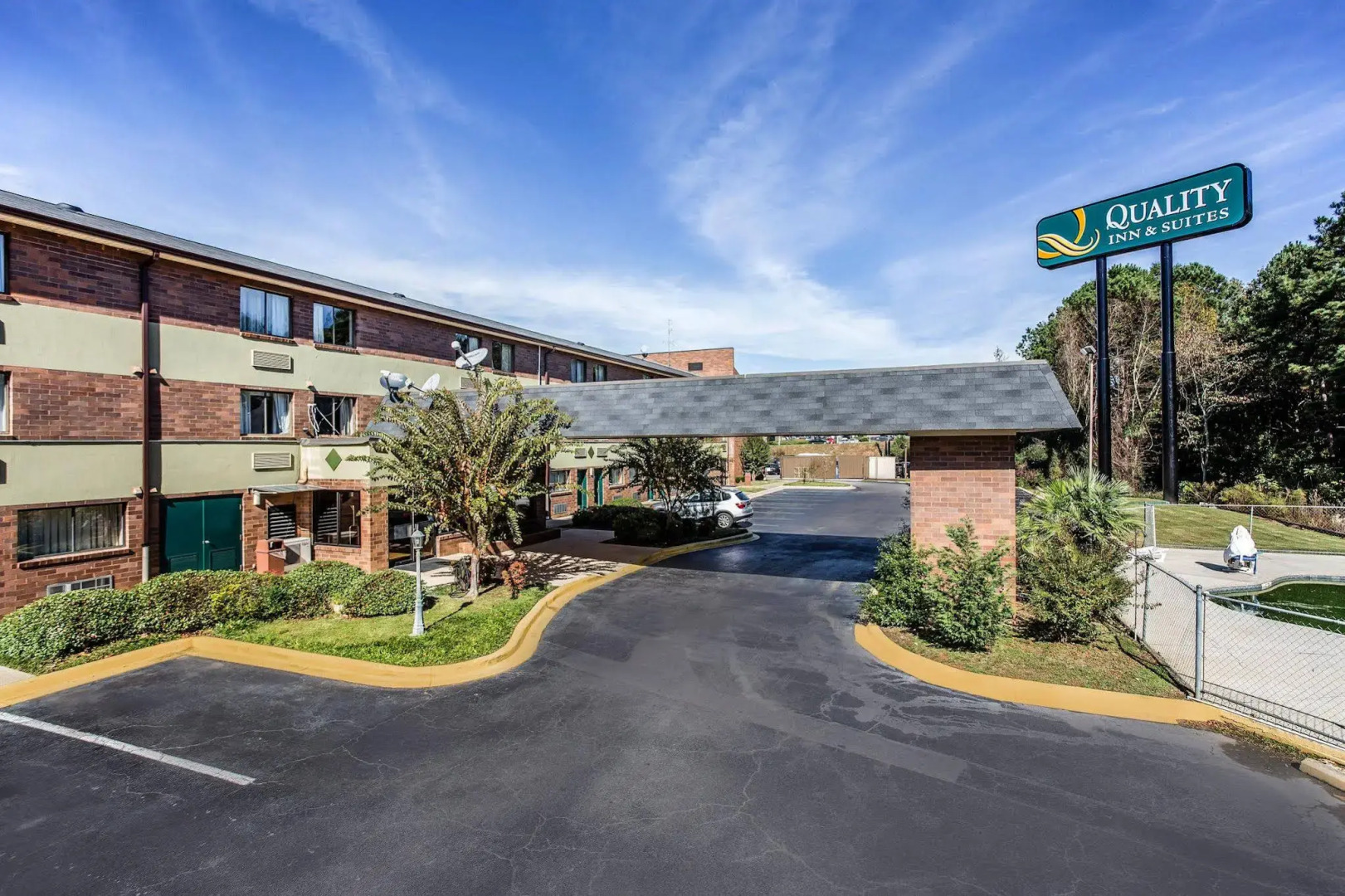 Quality Inn & Suites Columbia