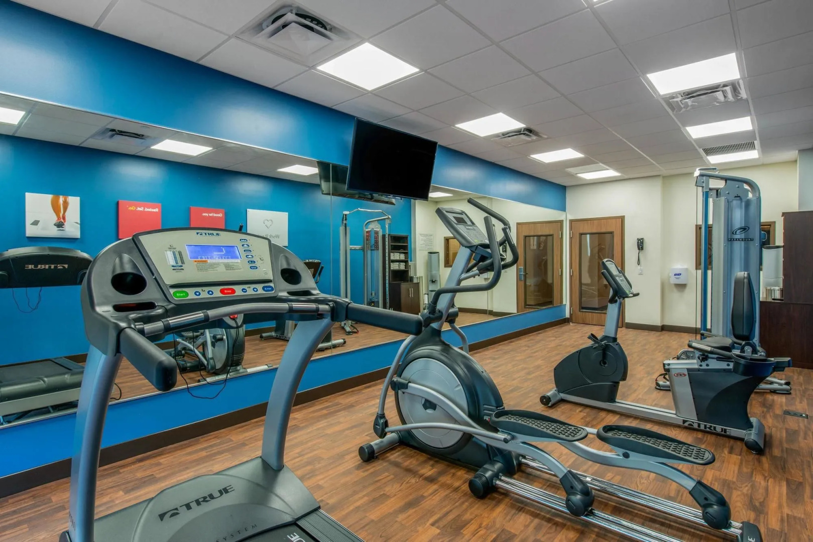 Comfort Suites Fort Lauderdale Airport & Cruise Port