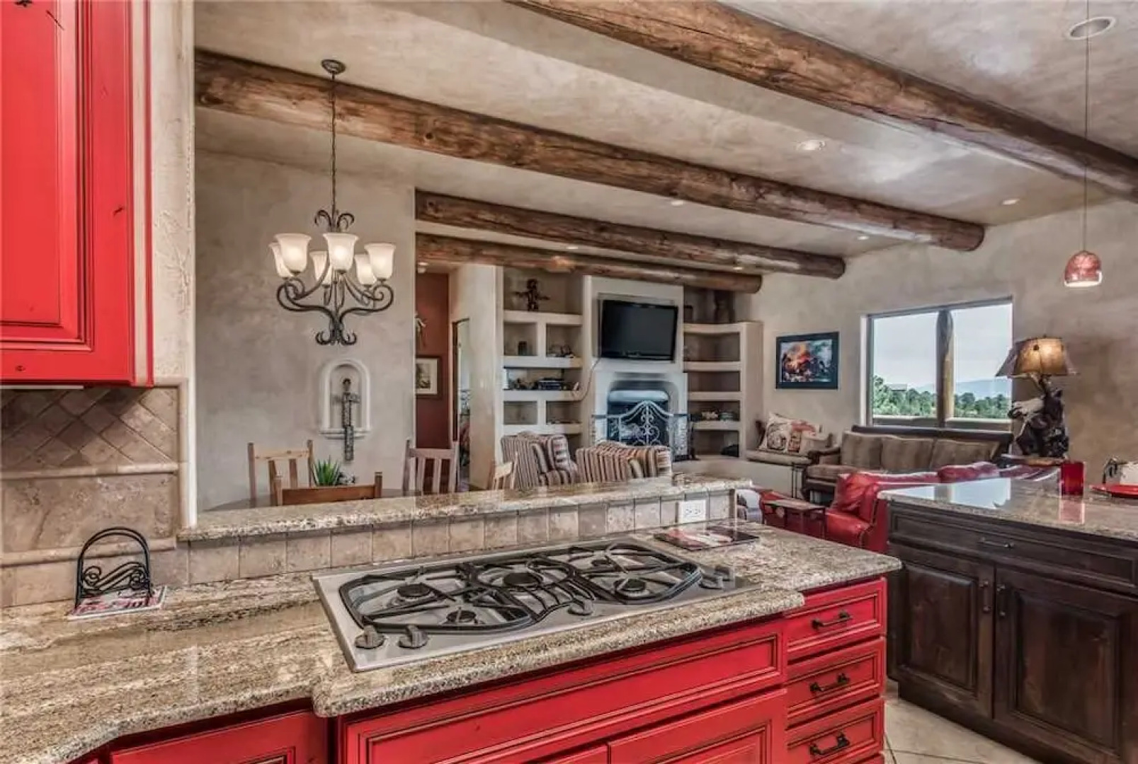 La Punta - Four Bedroom Cabin with Hot Tub