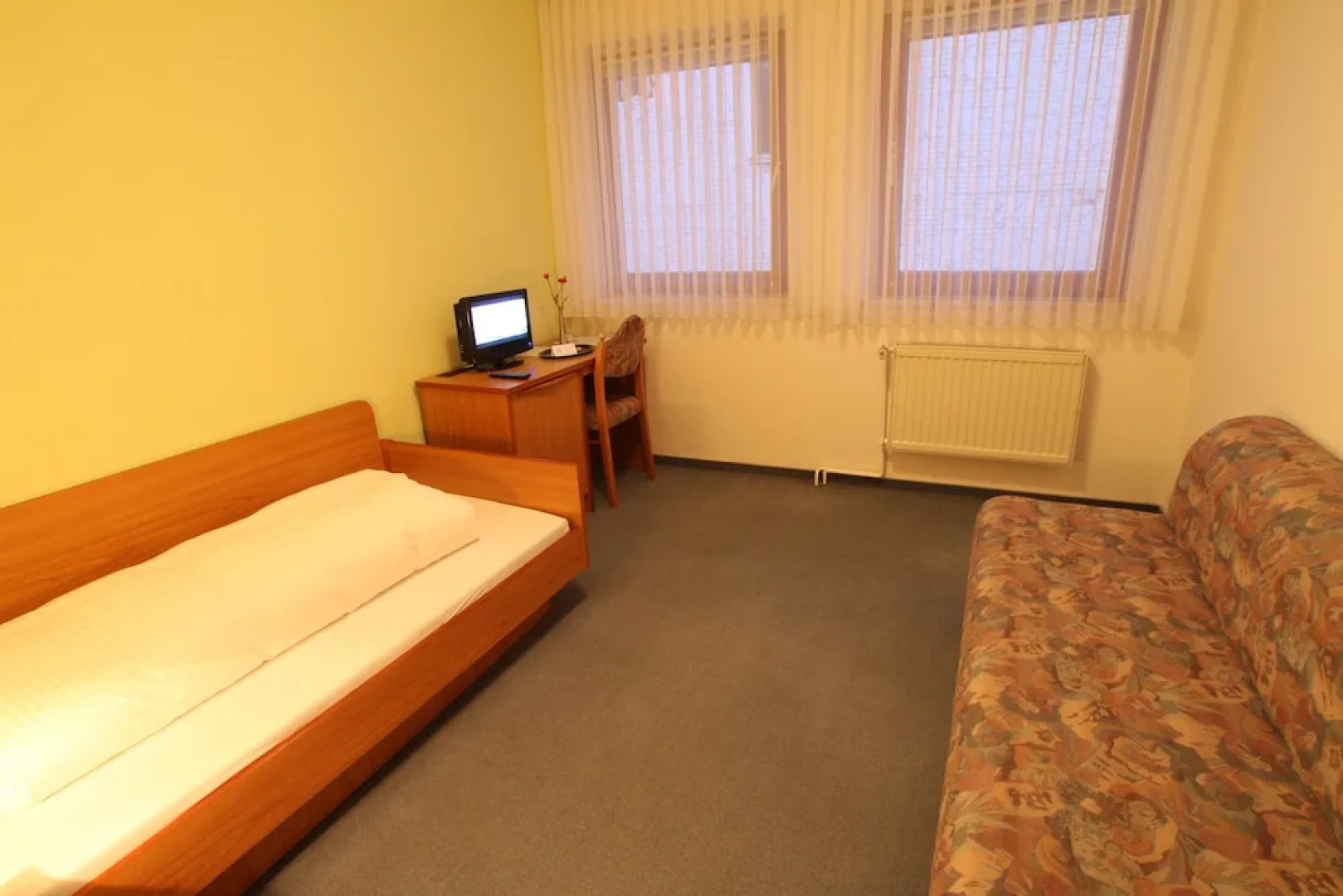 Отель Weisse Taube