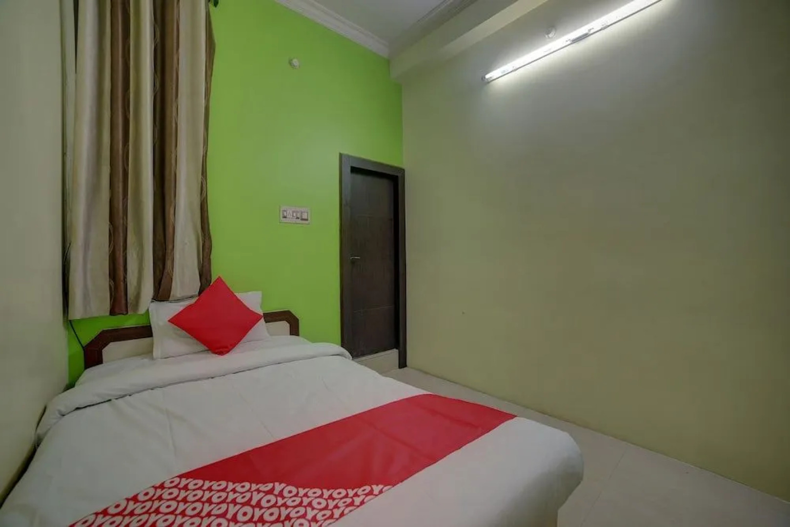 Oyo 30243 Hotel Sanwariya Bhagwan