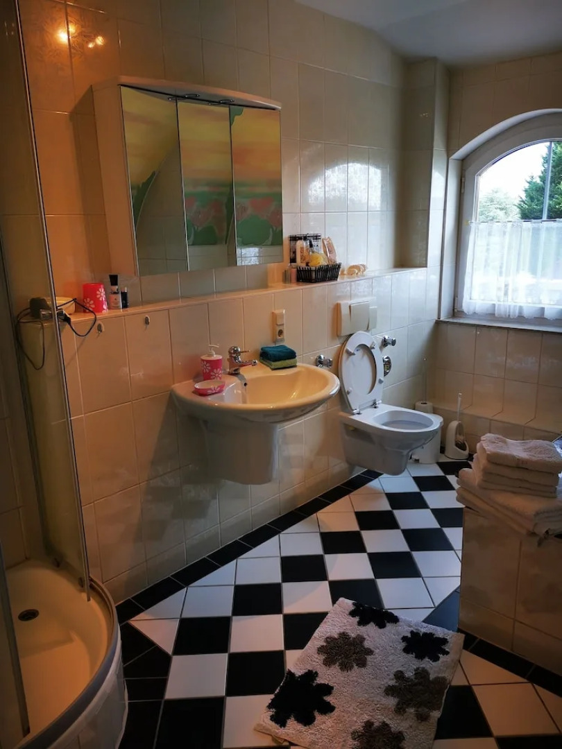 2 Schlafzimmer Nähe Uniklinik Homburg