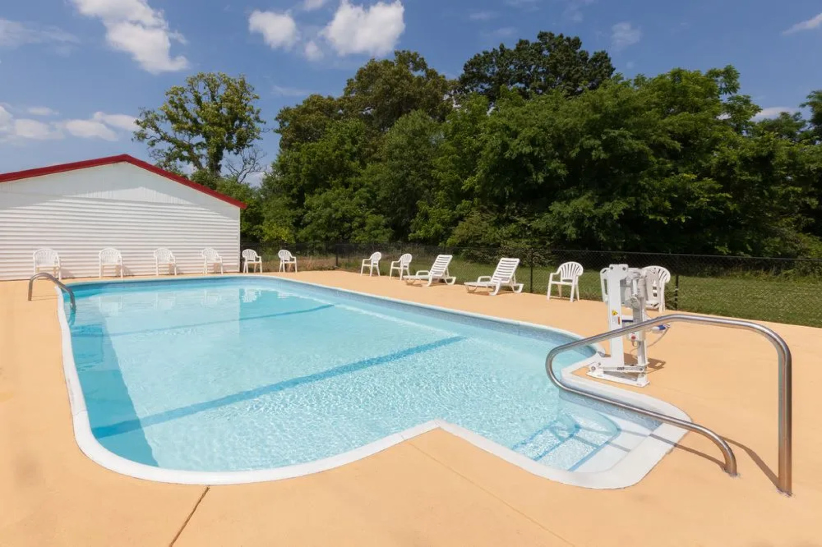 Super 8 Bowling Green South