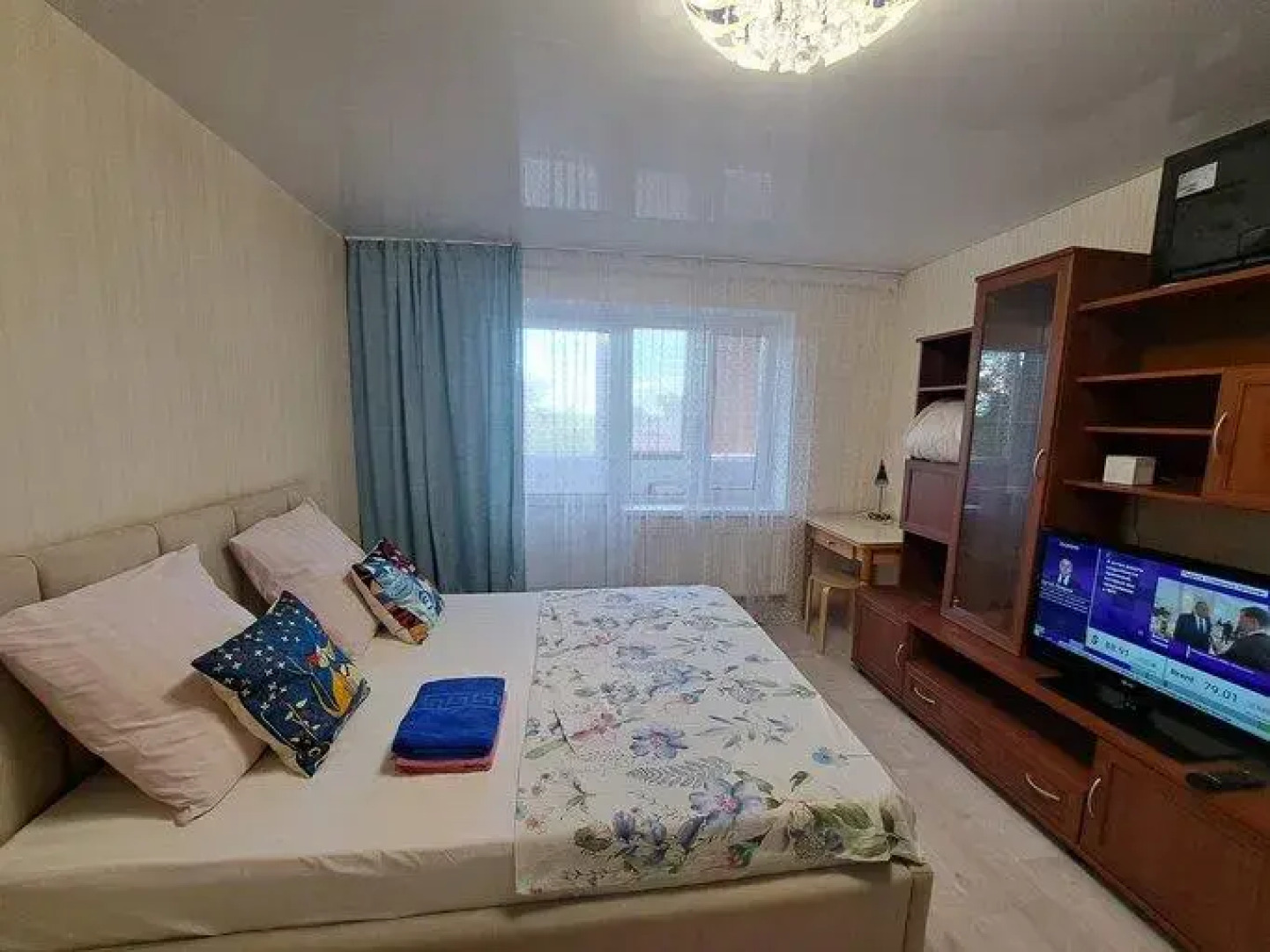 Апартаменты на проспекте Нефтяников 111В