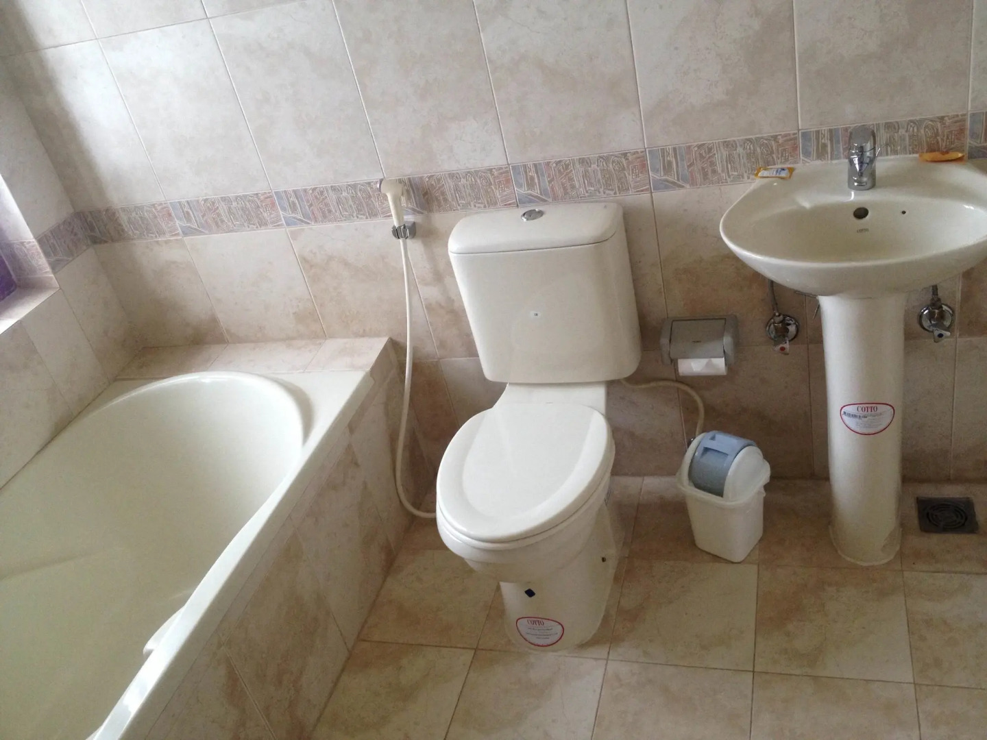 Vardan Resort n' Apartment