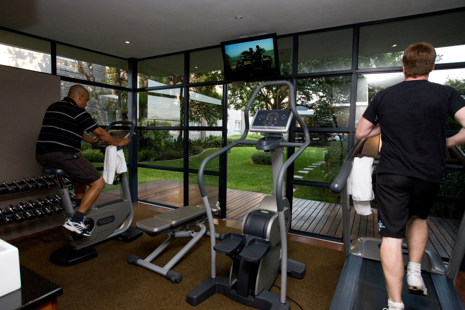 City Lodge Johannesburg Airport, Barbara Road