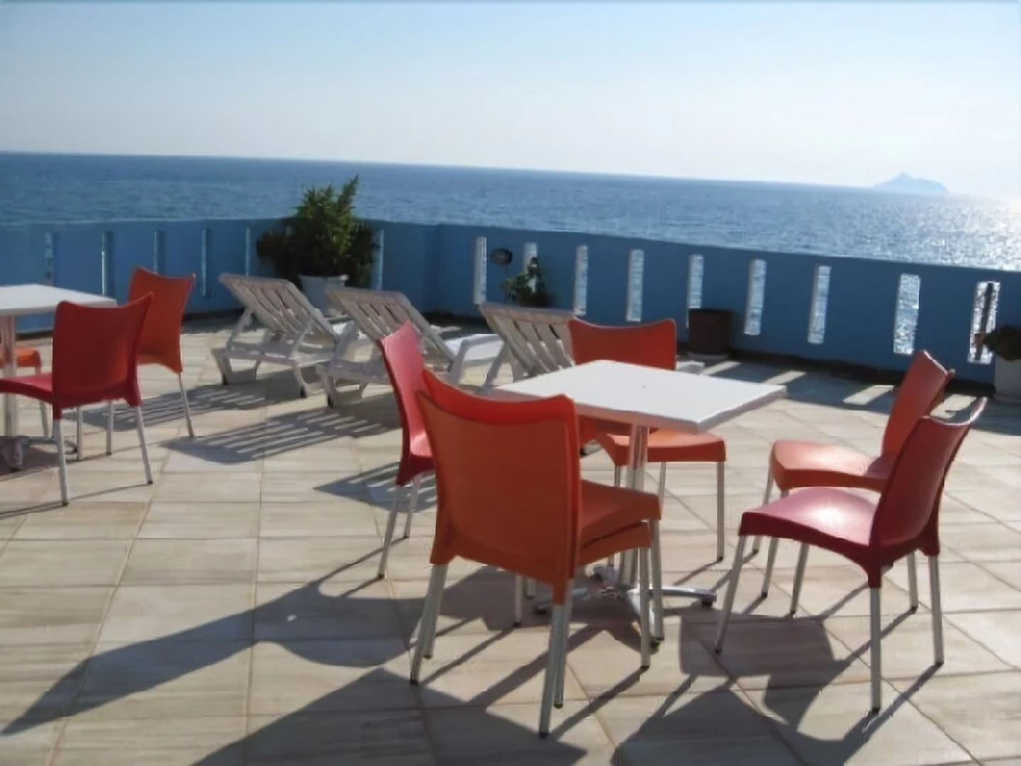 Kostas Rooms & Apartments