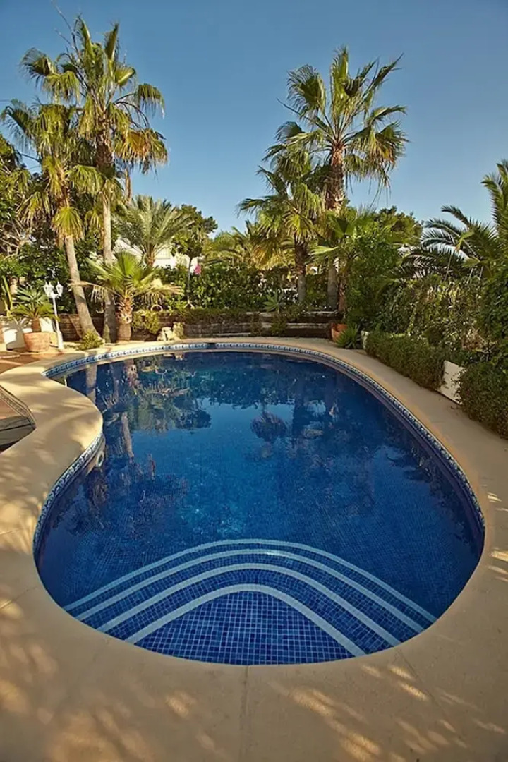 Luxury 5 Bed Mountain Views Heated Pool Games Room