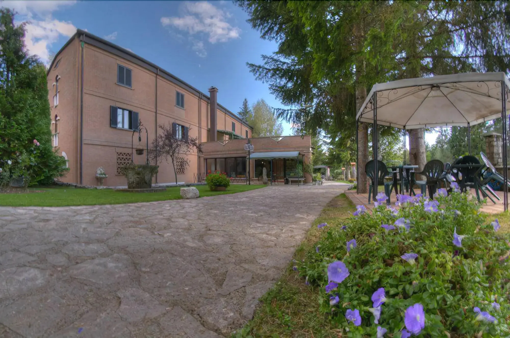 LH Hotel il Picchio