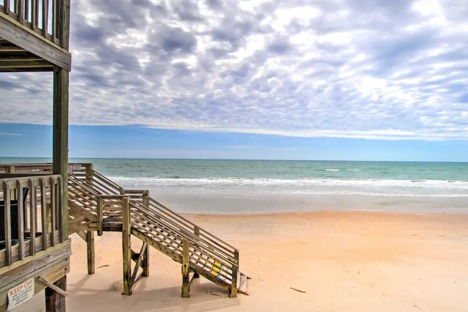 North Topsail Beach Condo w/ Balcony!
