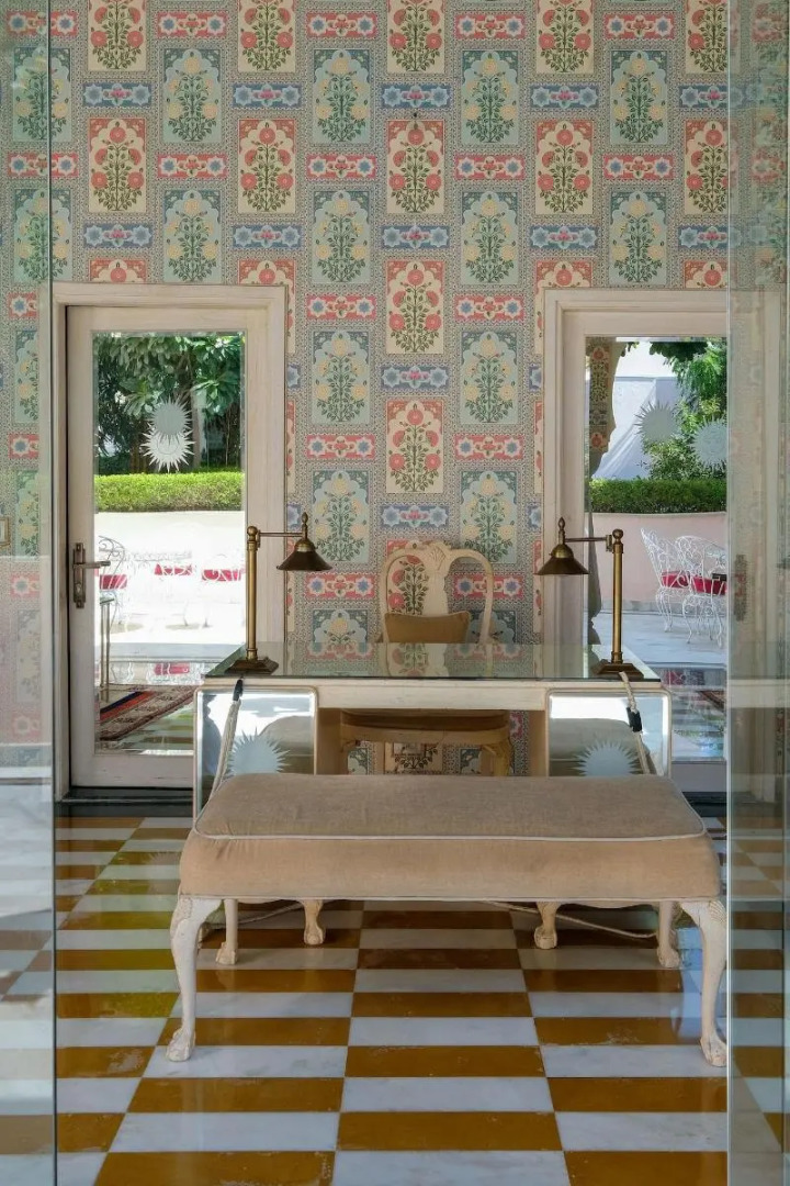 Rajmahal Palace RAAS