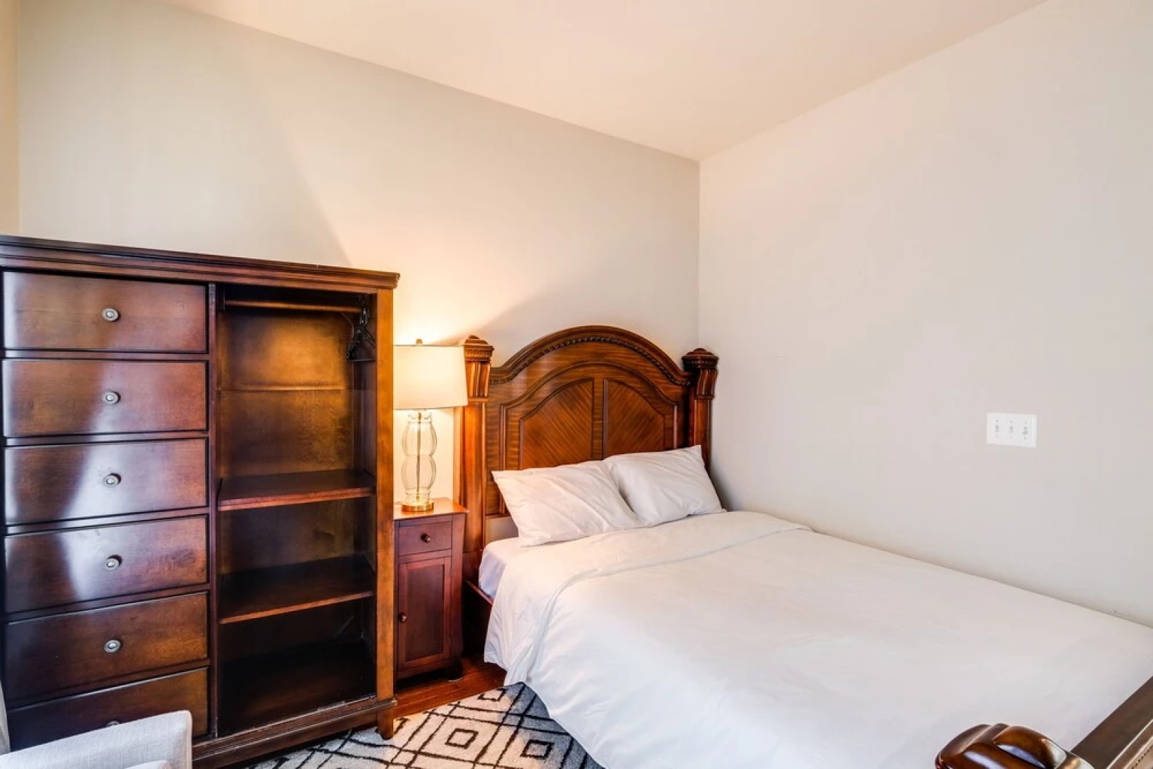 Spacious Woodbridge Home Near Leesylvania Park!