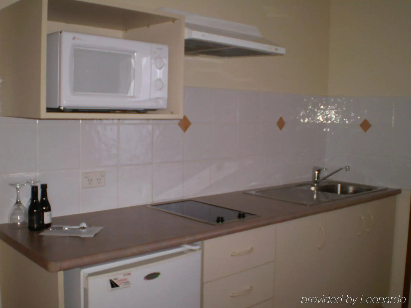 Riviera on Ruthven Motel