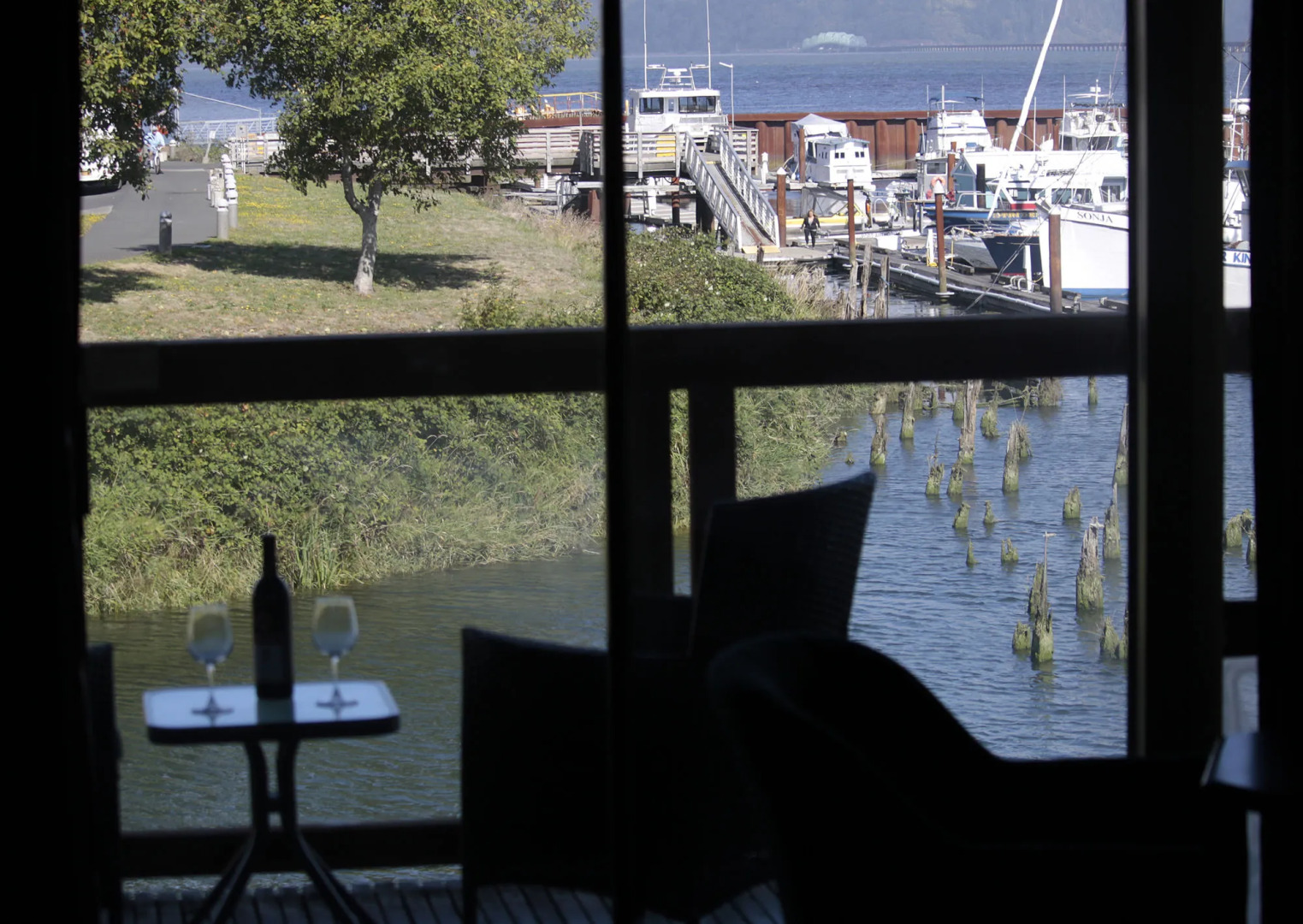 Astoria Riverwalk Inn