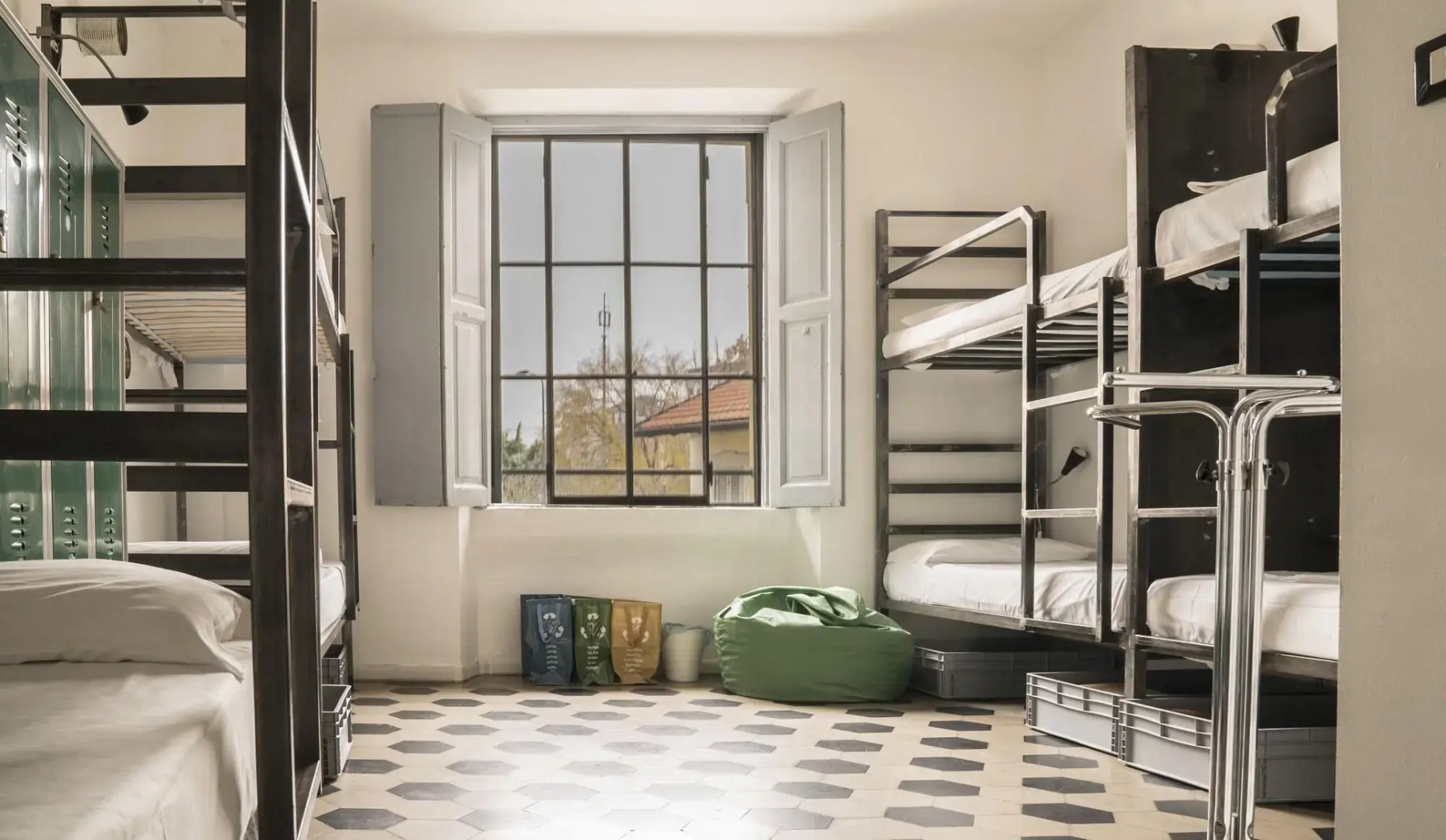 Madama Hostel & Bistrot