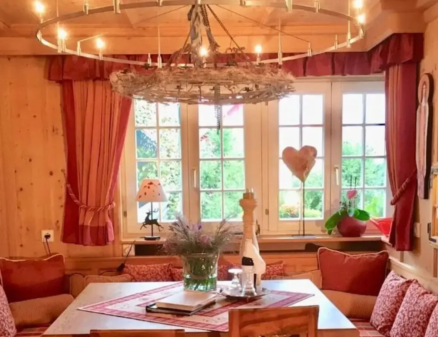 Apartment Deluxe Suite