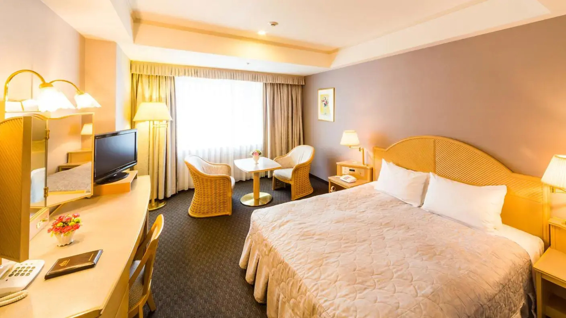 The Crown Palais New Hankyu Kochi