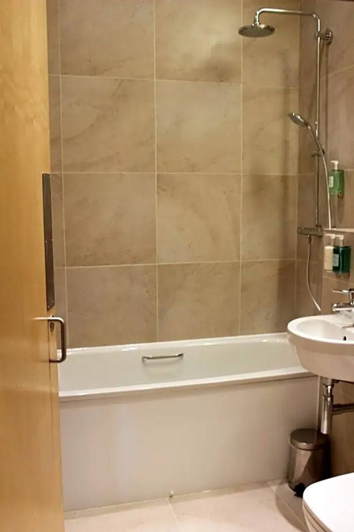 The Pipers Tryst Hotel