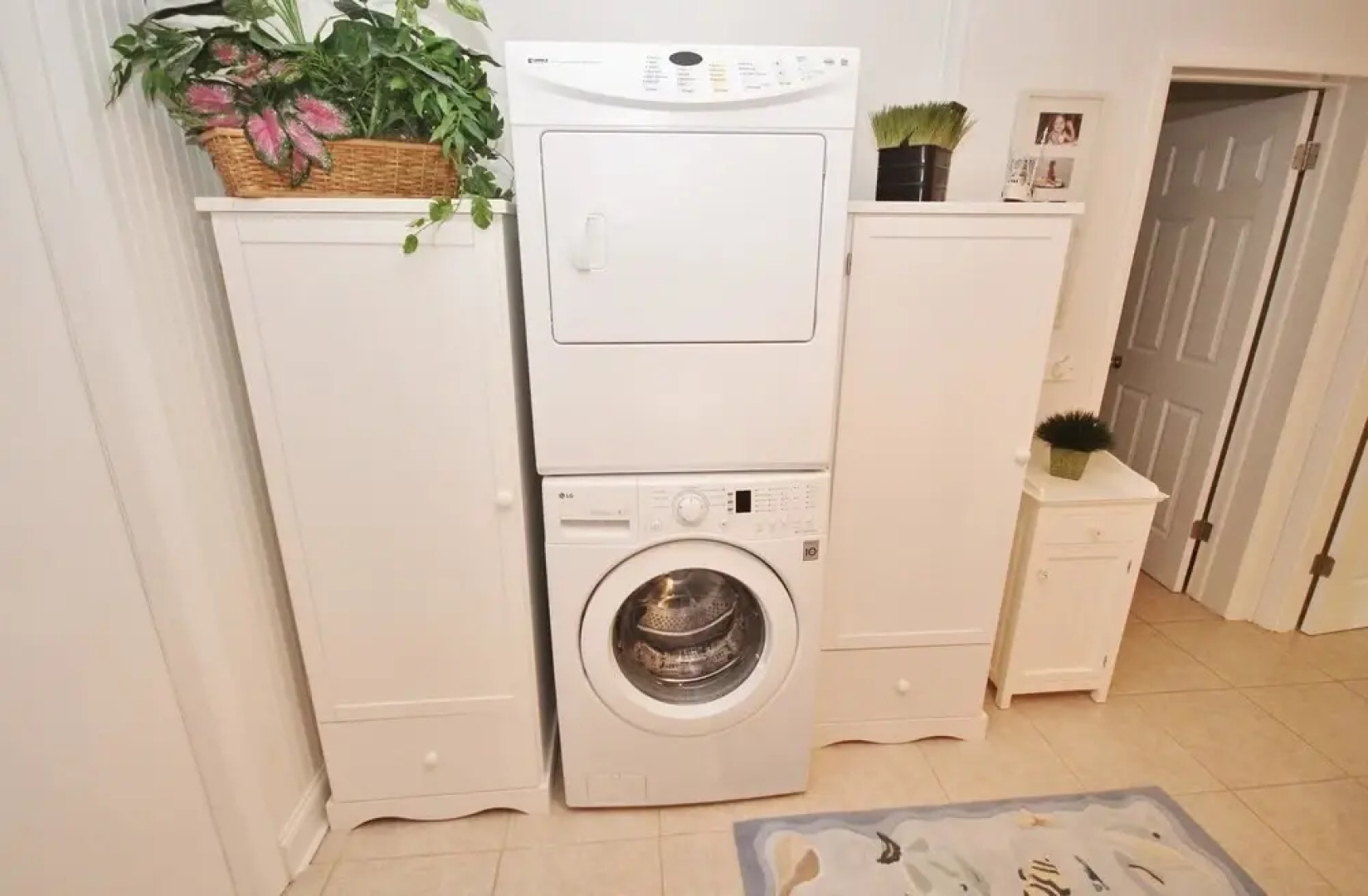 Seaside Hideaway Apartment 3