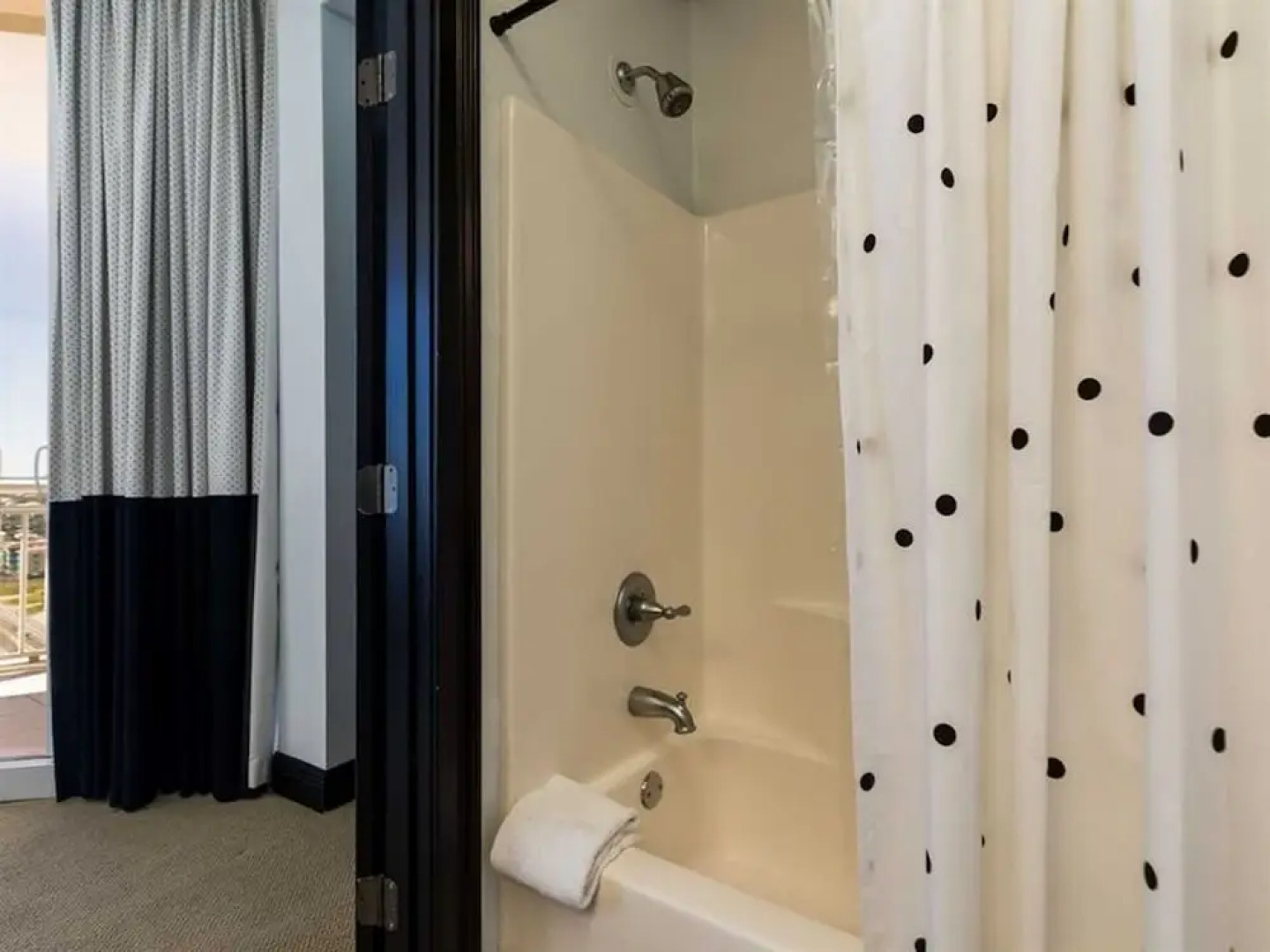 Oceania 13 by Meyer Vacation Rentals