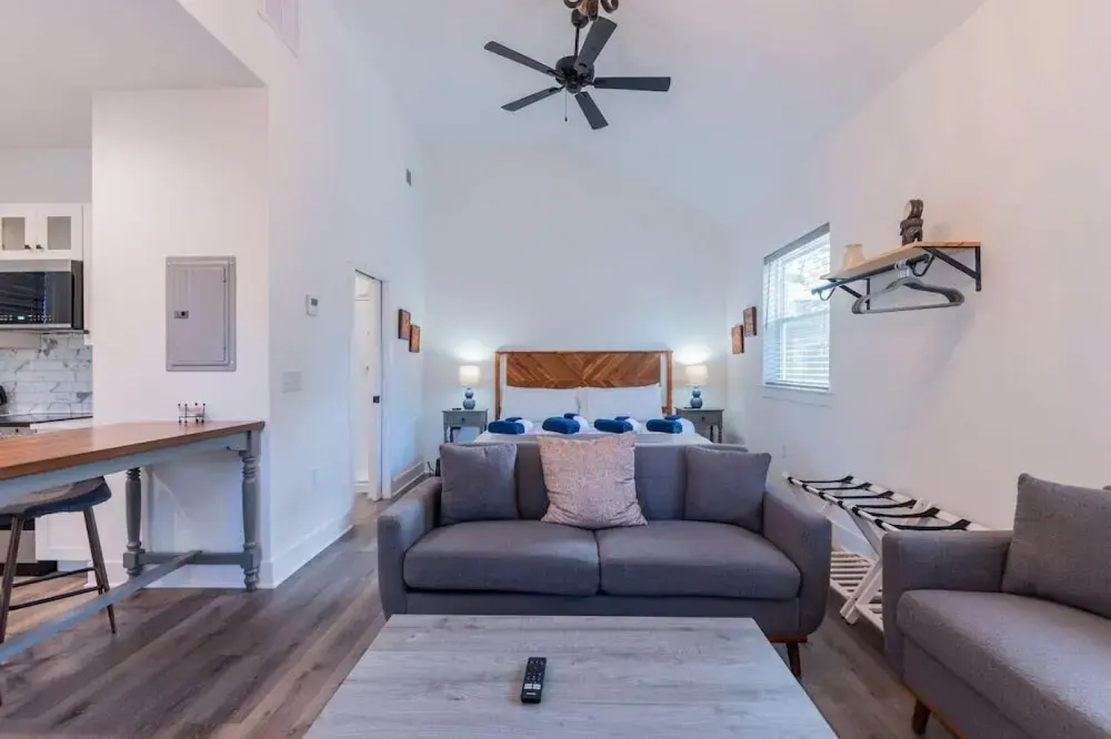 Charming Old Town Loft, Nestled in the Heart of Historic Bluffton, SC