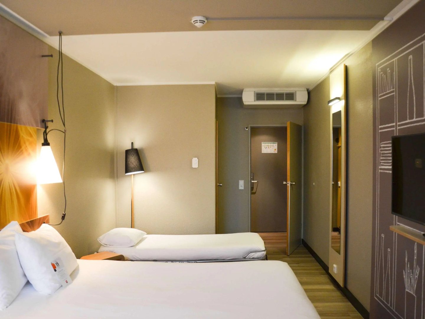 ibis Frankfurt Airport