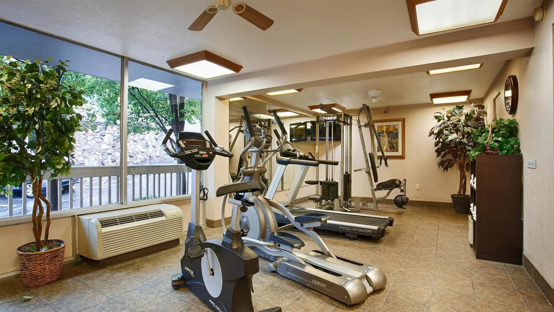 Best Western Plus Landing View Inn & Suites