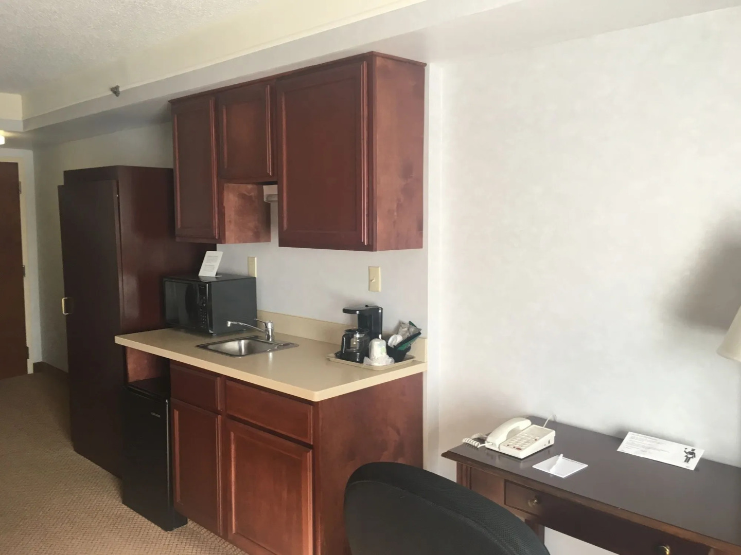 Mountain Inn & Suites