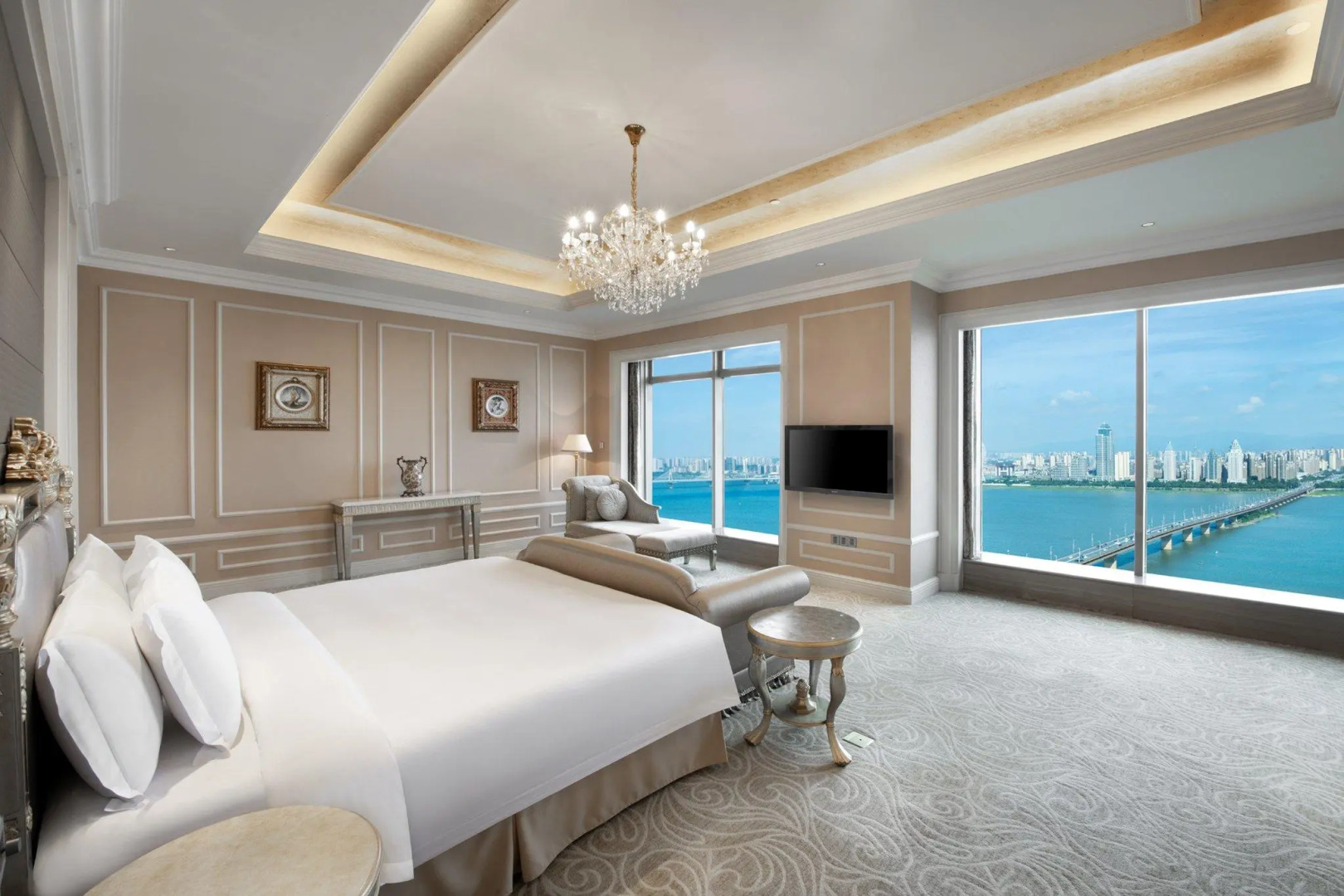 Crowne Plaza Nanchang Riverside by IHG