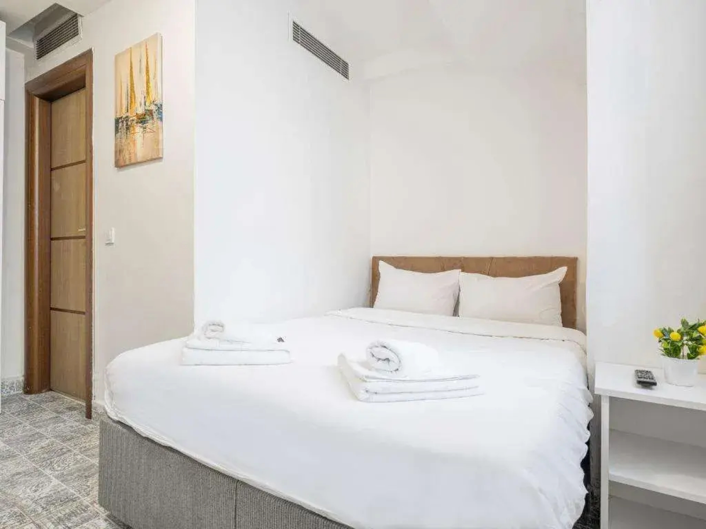 The Red Tent Suite 88