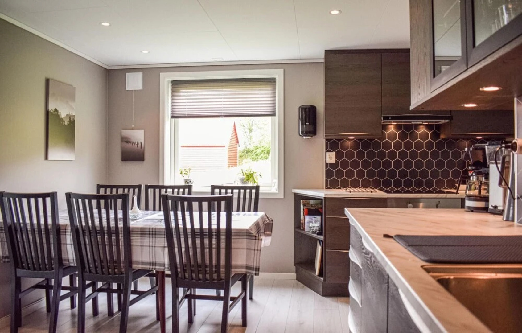 Amazing Home in Bjoa With 5 Bedrooms and Wifi