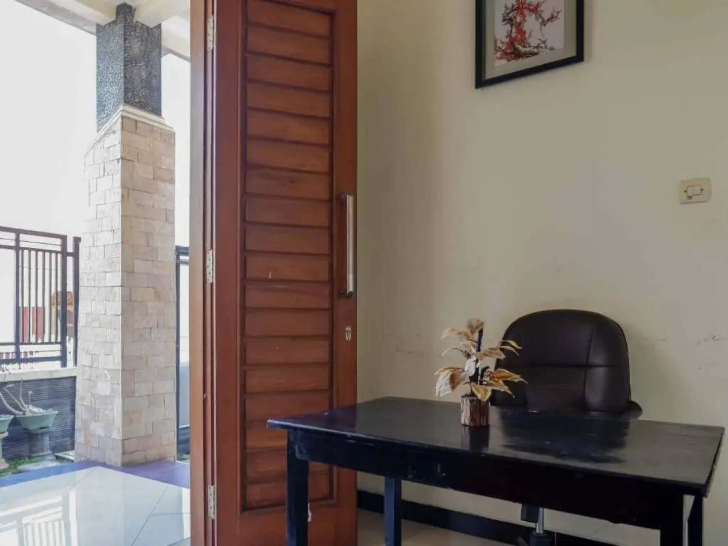 RedDoorz near RSUD Nganjuk