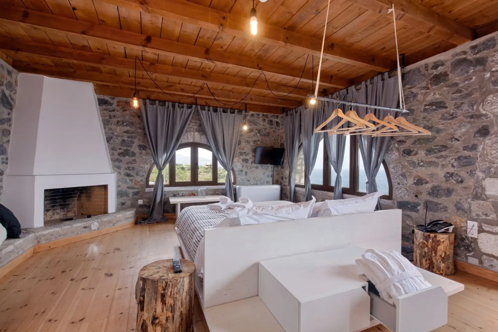 Aegila Boutique Hotel