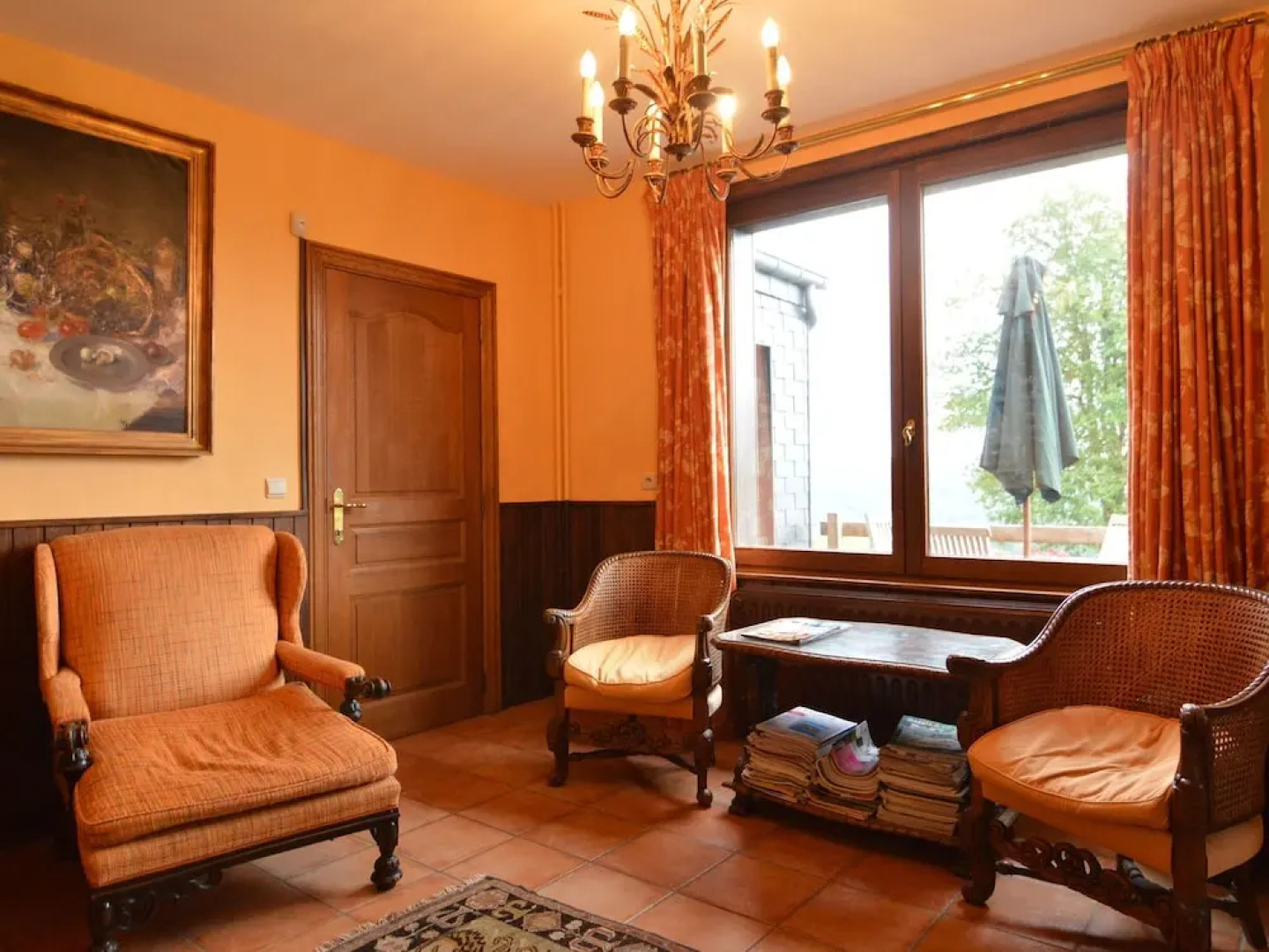 Spacious Holiday Home in Herbeumont near Forest