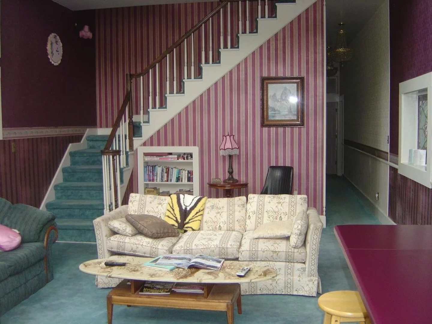 The Mine Shaft Inn Hotel & Hostel