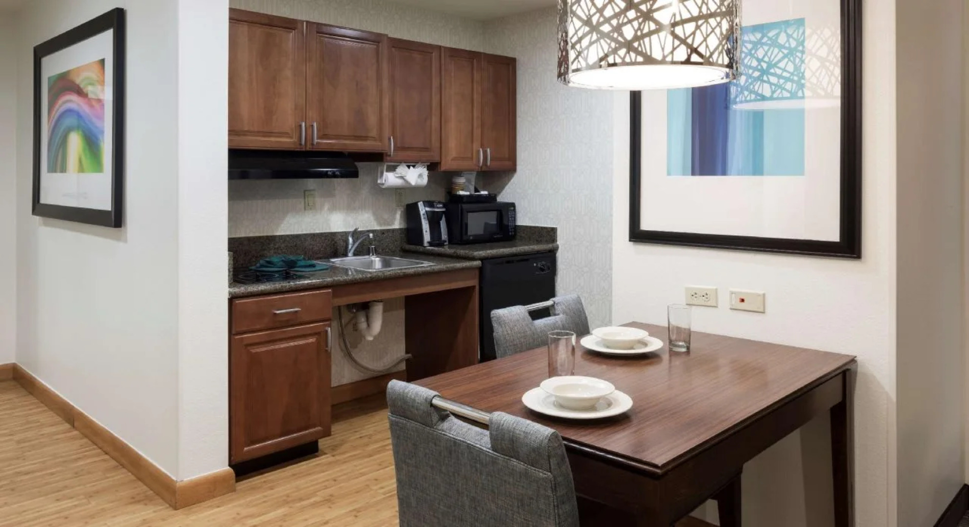 Homewood Suites by Hilton Phoenix North-Happy Valley