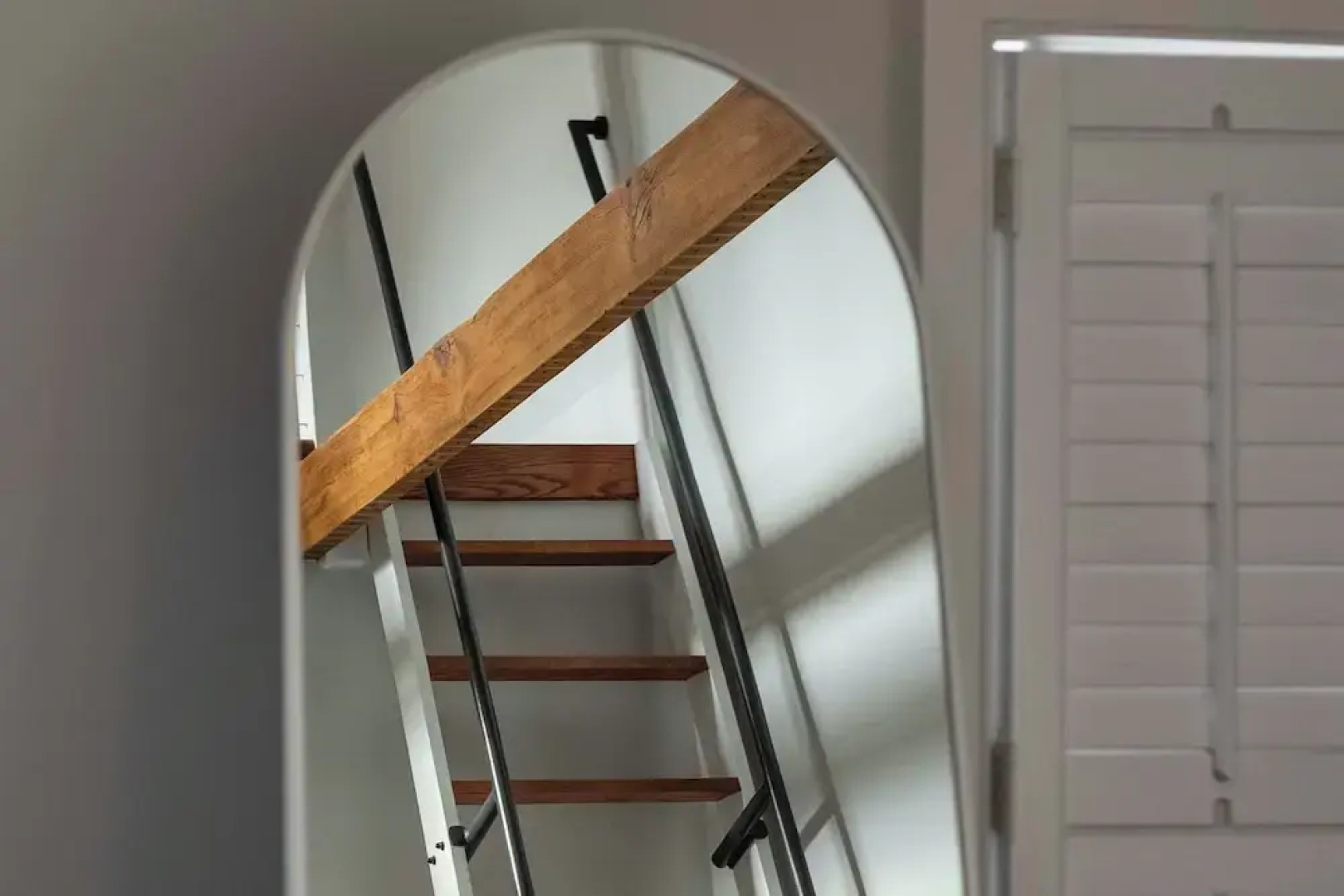 'brooke House' In The Heart of Downtown w/ Patio!