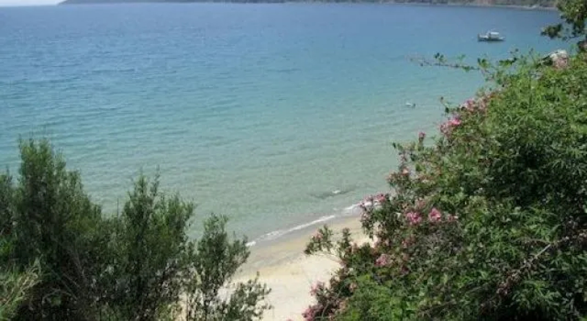 Skoutari Beach Hotel