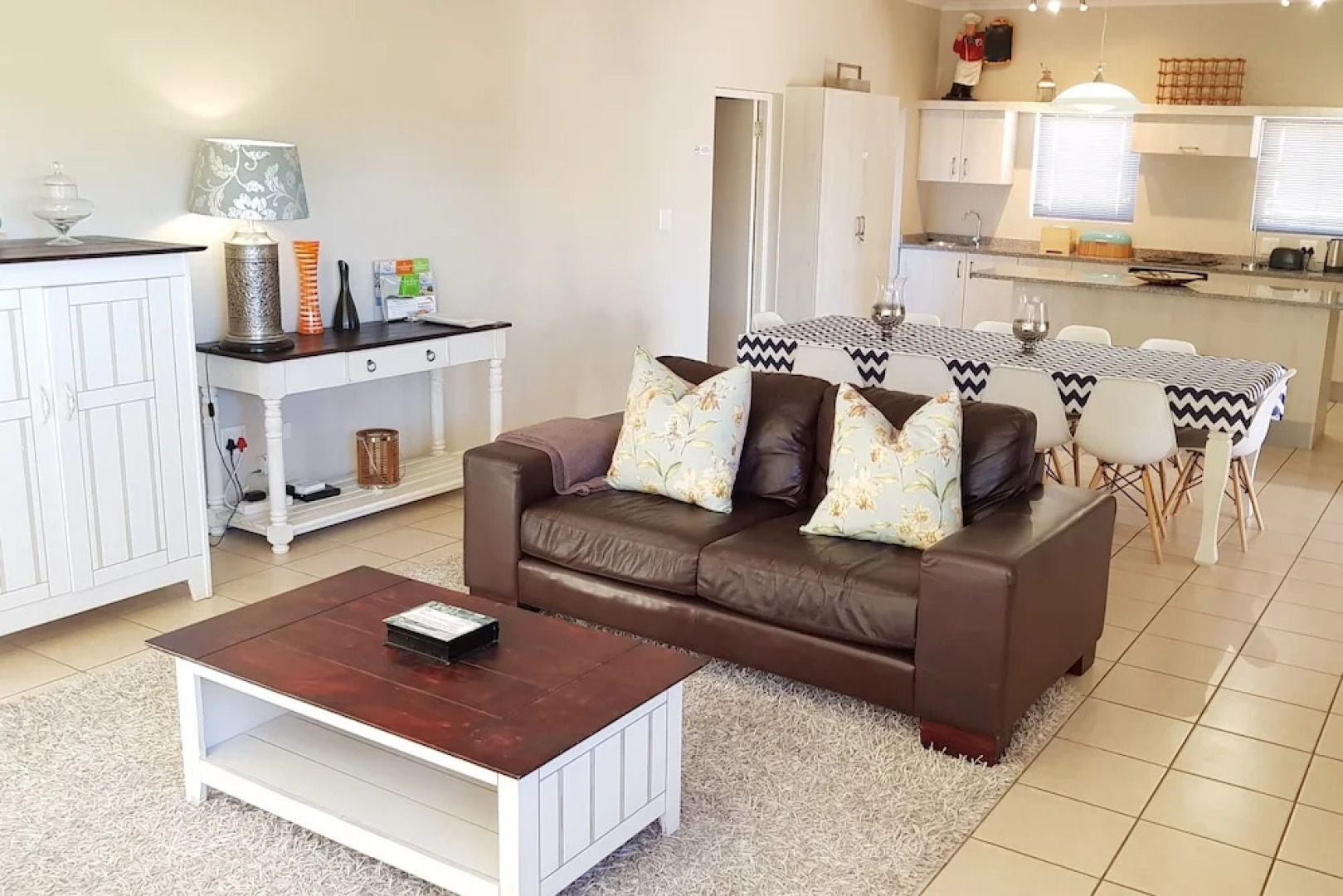 6 Nieuland 1053 Self catering