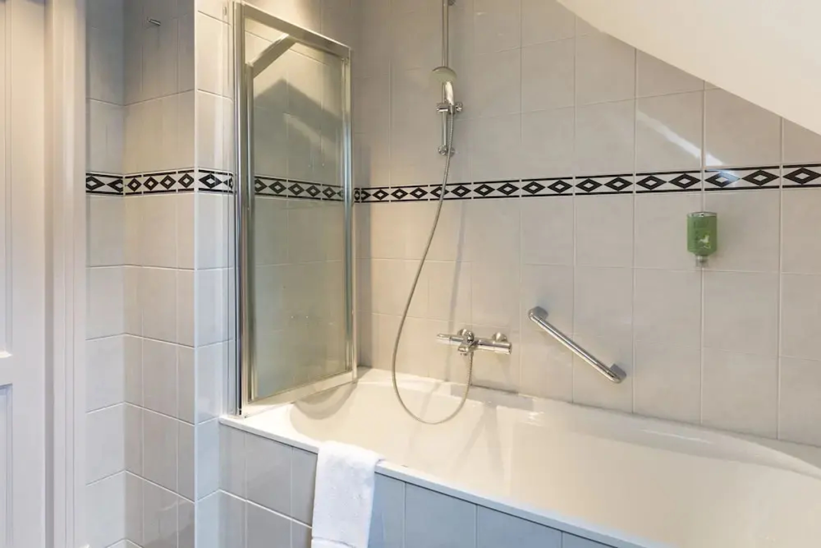 Sense Suites