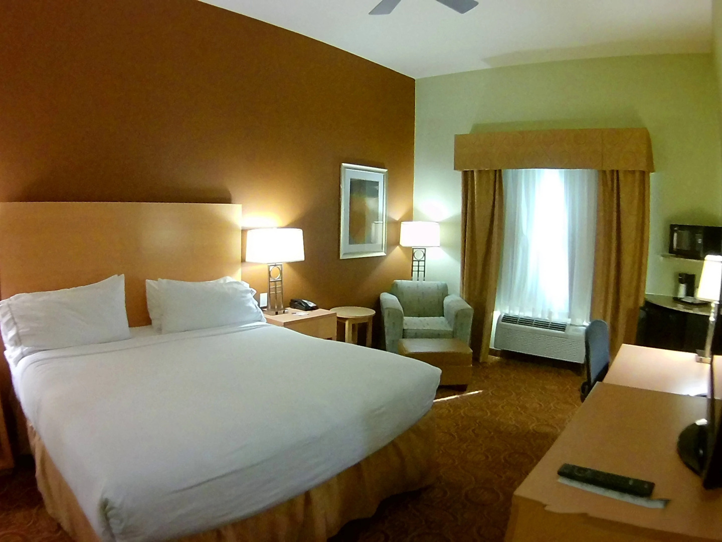 Holiday Inn Express Hotel Suites Lubbock Southwest-Wolfforth by IHG