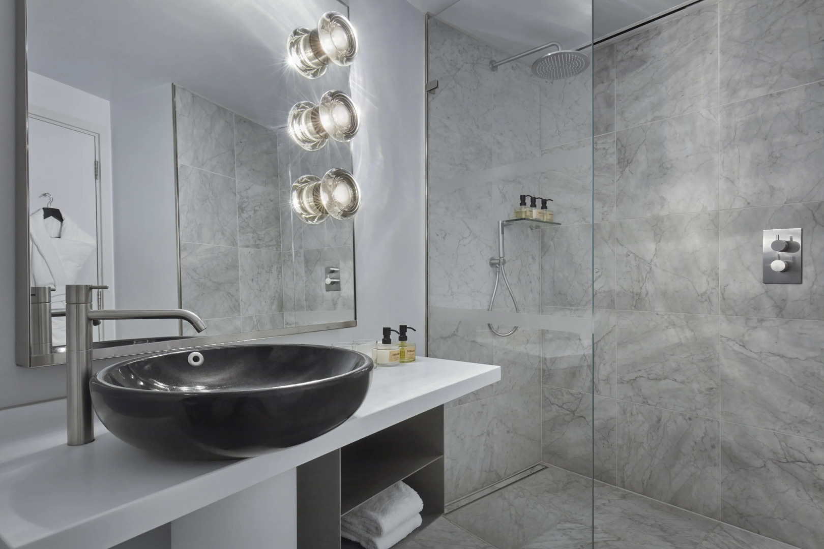 Sea Containers London